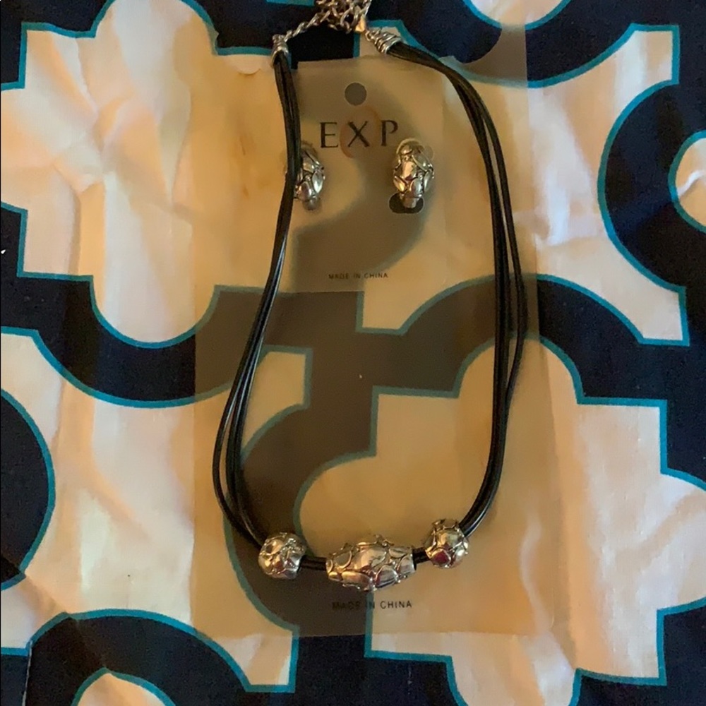 Necklace & Earring Set